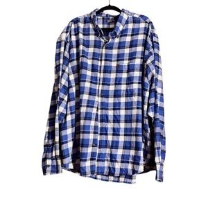 Izod Blue and White Casual Button Down Flannel Shirt
